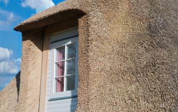 Yardley Gobion thatch roof disadvantages