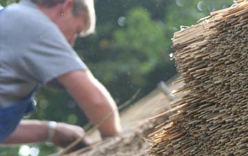 professional Yardley Gobion thatchers